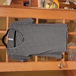 Black and grey Classic Tee